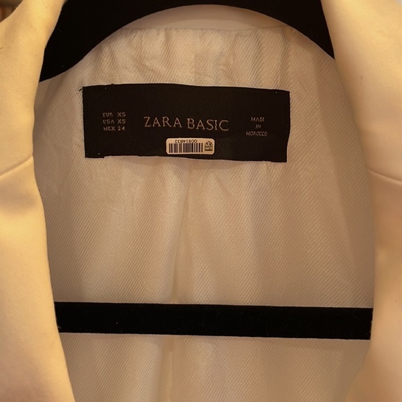 🐣🐣 10/$65 I ACCEPT OFFERS  🛍🥰🙂 - Picture 2 of 4